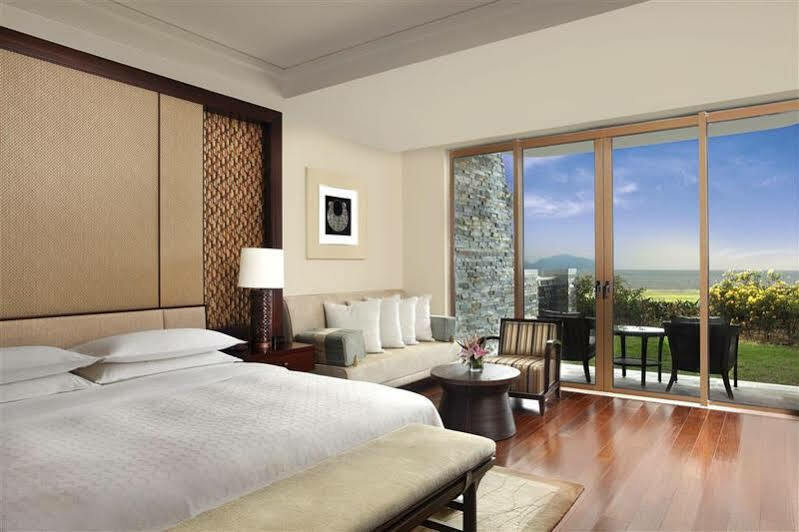 Four Points By Sheraton Shenzhou Peninsula Resort Wanning Bagian luar foto